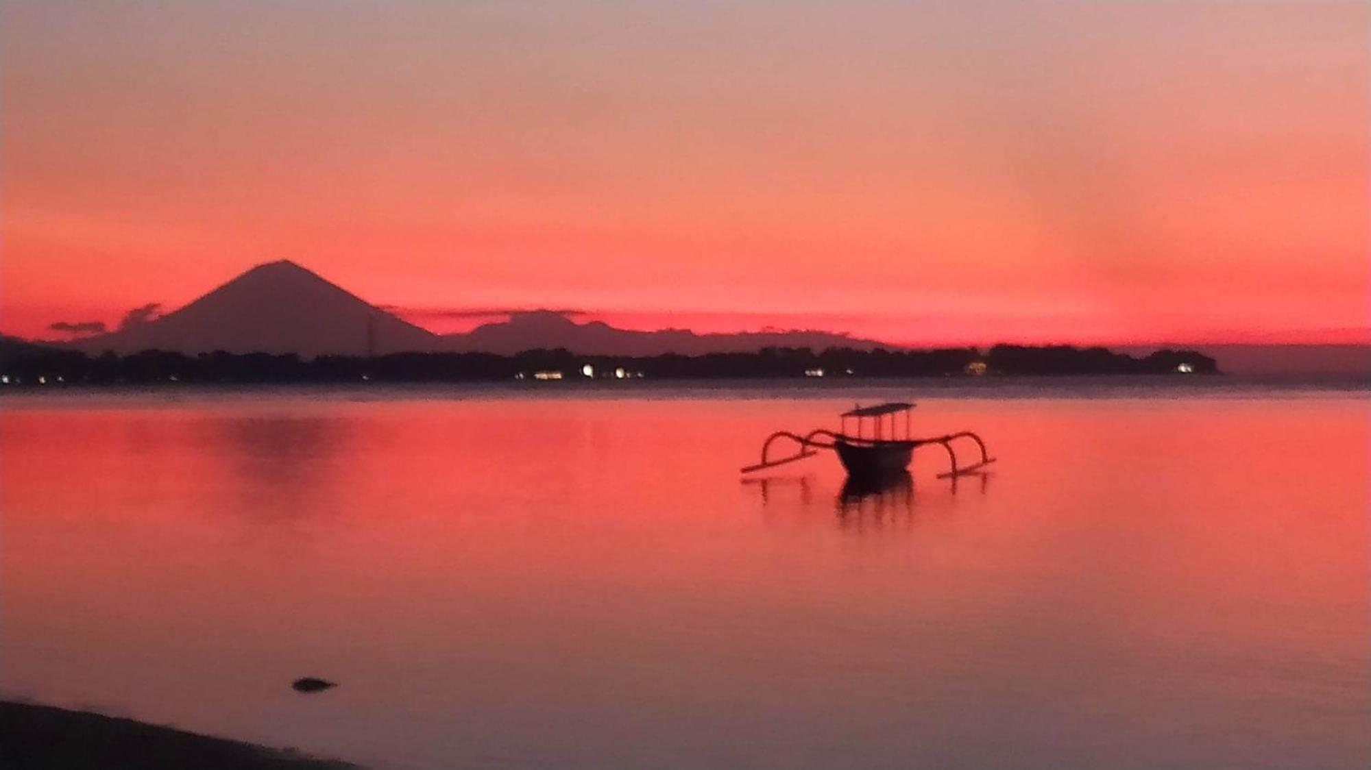 Bintang Tiga Bungalows Gili Air Esterno foto