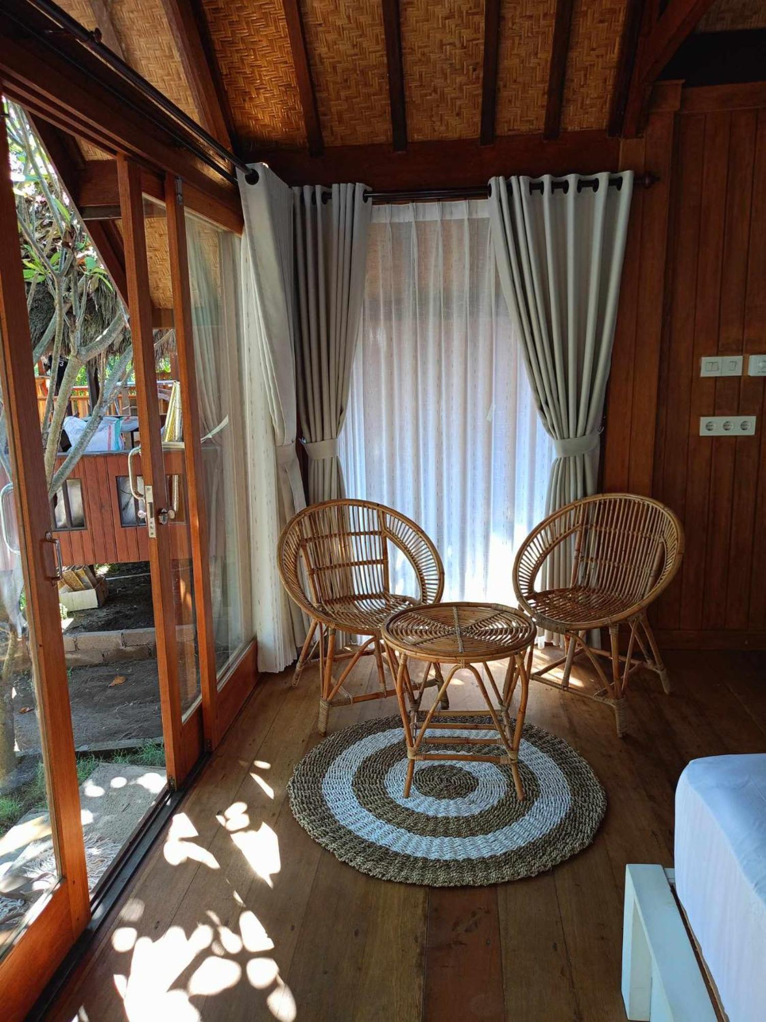 Bintang Tiga Bungalows Gili Air Esterno foto