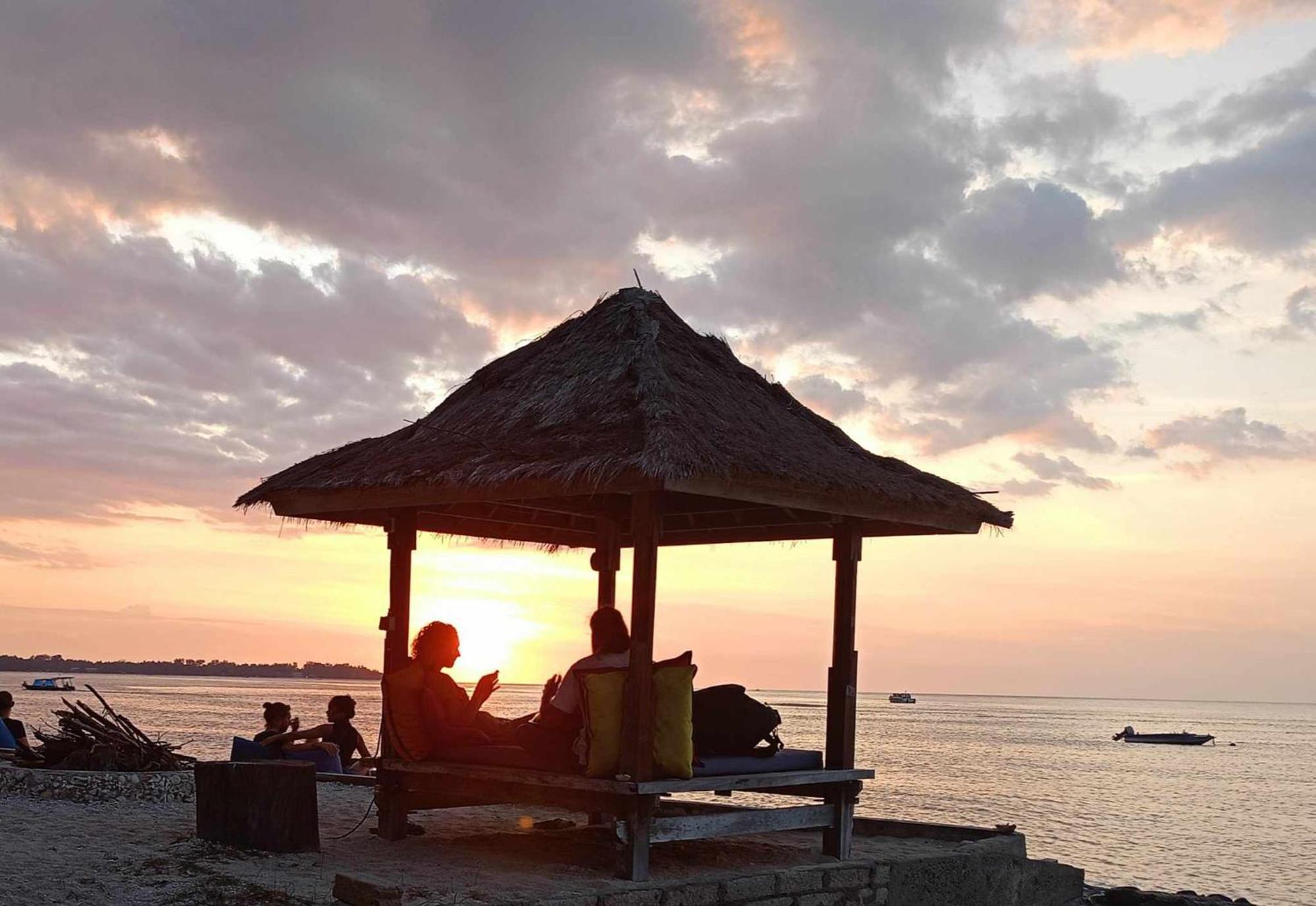 Bintang Tiga Bungalows Gili Air Esterno foto