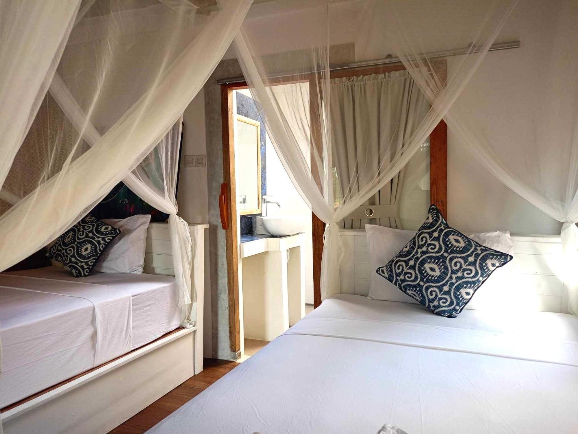 Bintang Tiga Bungalows Gili Air Esterno foto