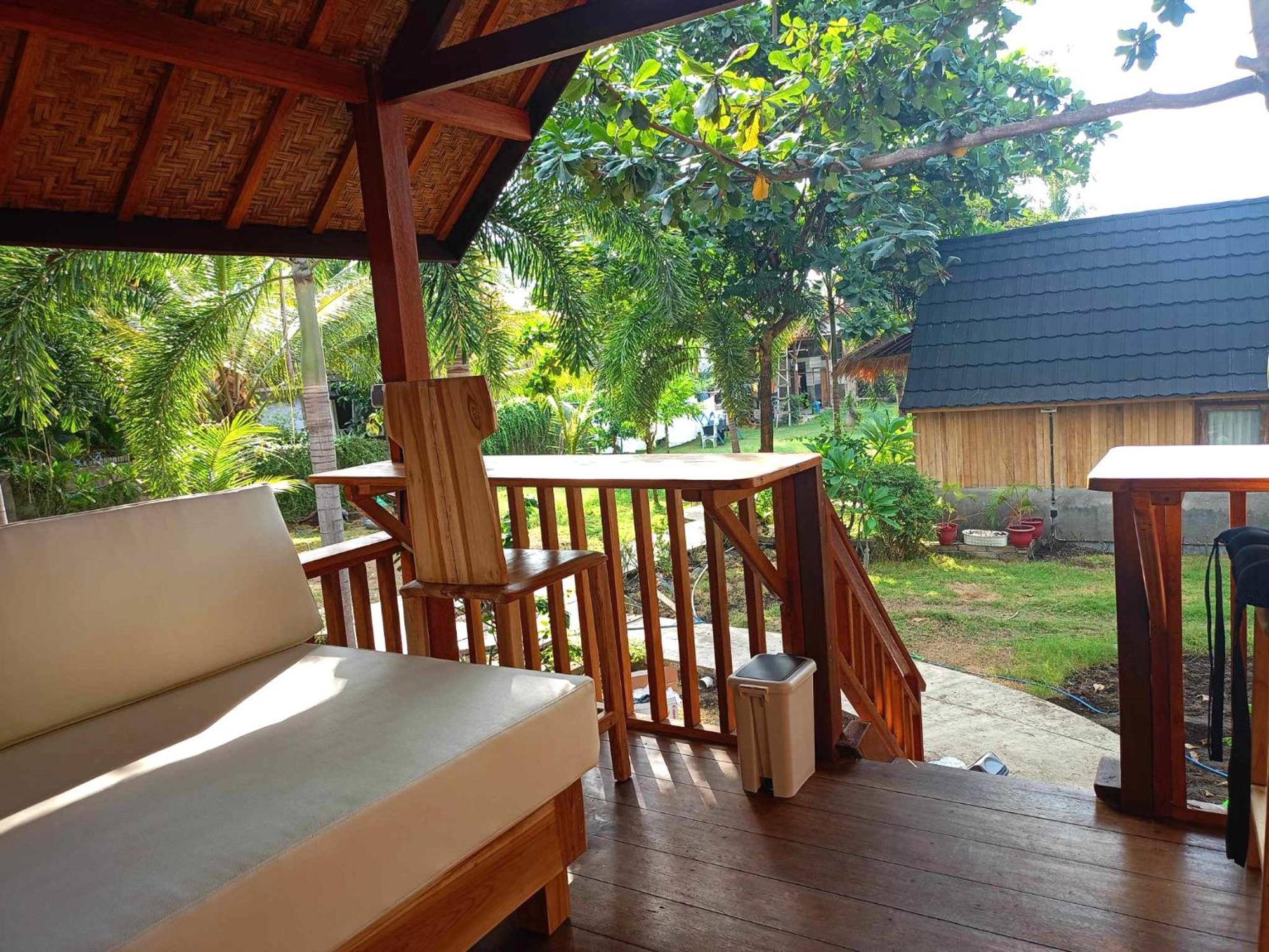 Bintang Tiga Bungalows Gili Air Esterno foto