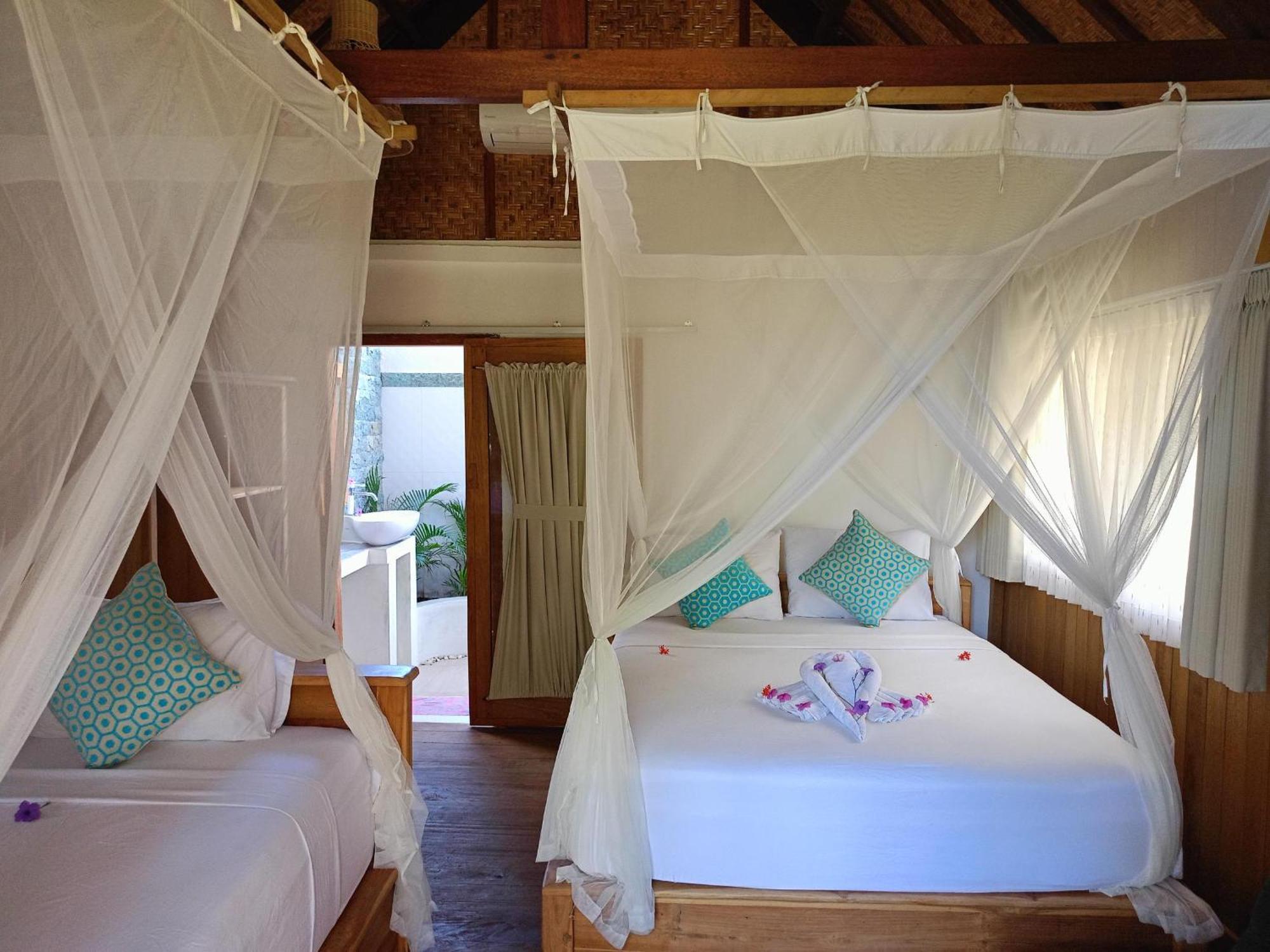 Bintang Tiga Bungalows Gili Air Esterno foto